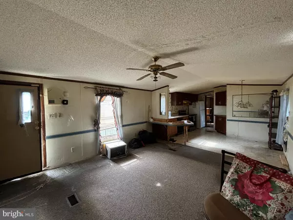 Kearneysville, WV 25430,131 HUNT DR