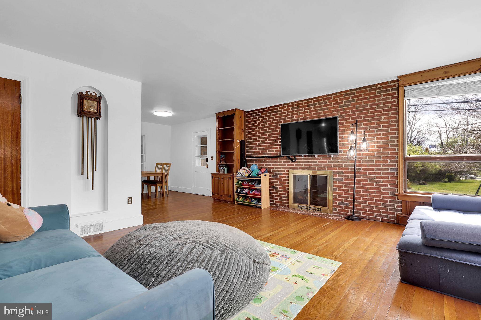 Frederick, MD 21702,404 BIGGS AVE