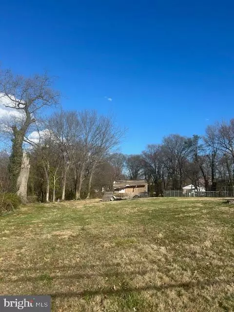 Lanham, MD 20706,6123 NAVAL AVE