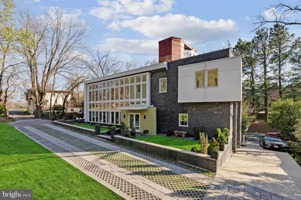 Mclean, VA 22101,6304 OLD DOMINION DR