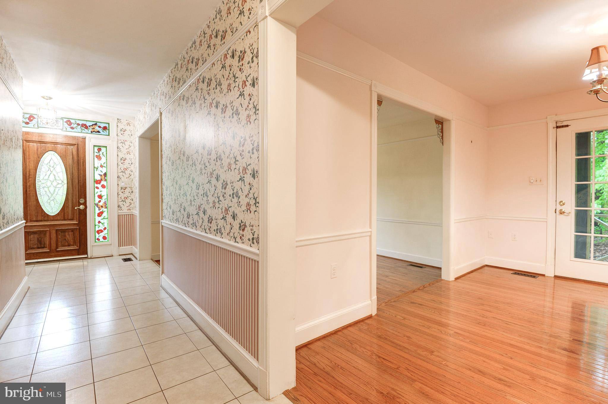 Annandale, VA 22003,6814 BRADDOCK RD