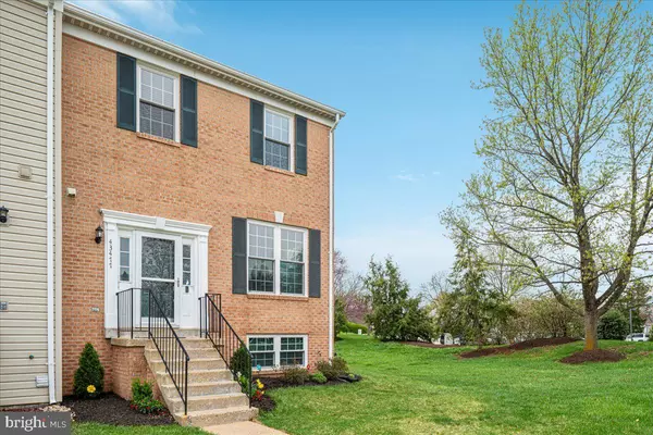 Ashburn, VA 20147,43477 BLACKSMITH SQ