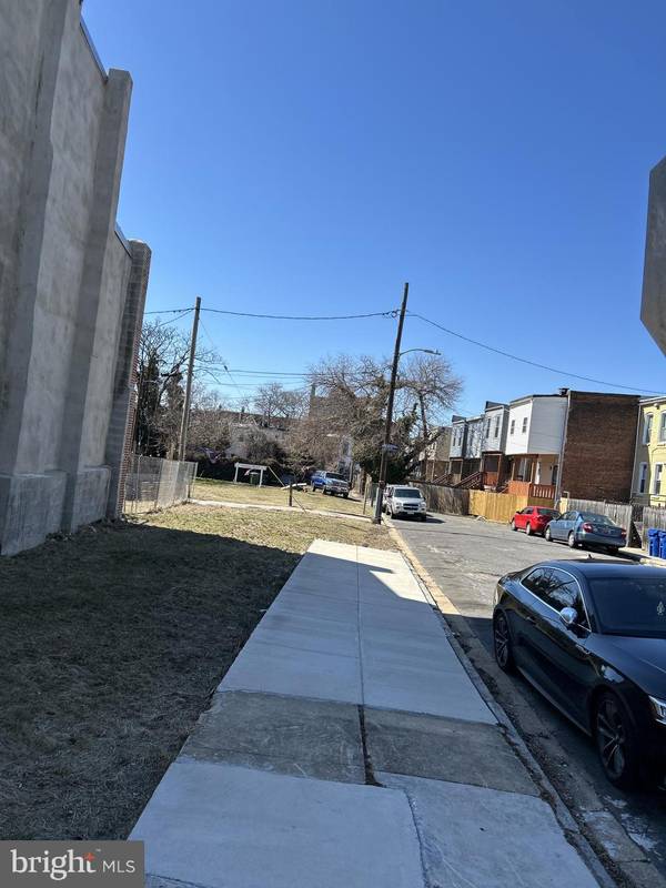 Baltimore, MD 21218,2340 BARCLAY ST