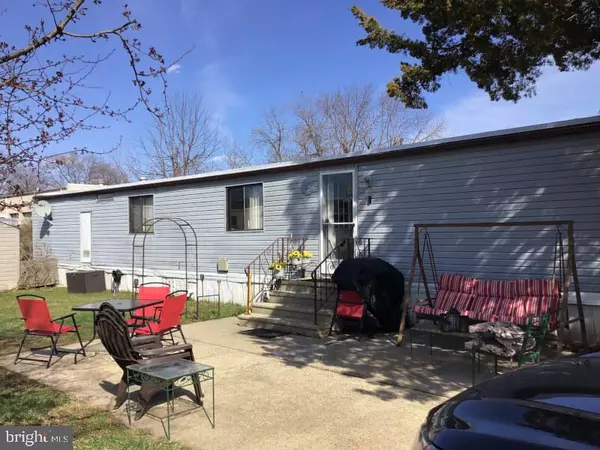 9908 LINDLEY DR, Morrisville, PA 19067