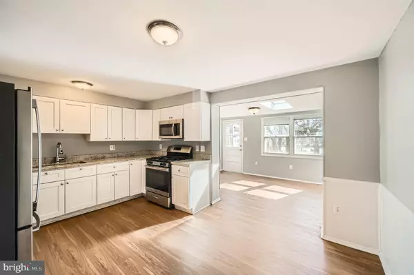 Dundalk, MD 21222,2023 LARKHALL RD