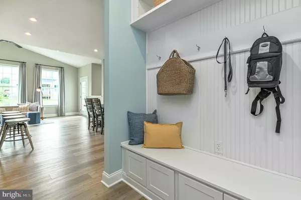 Brunswick, MD 21716,923 ENFIELD FARM LN