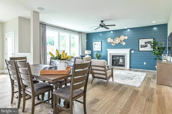 Brunswick, MD 21716,923 ENFIELD FARM LN