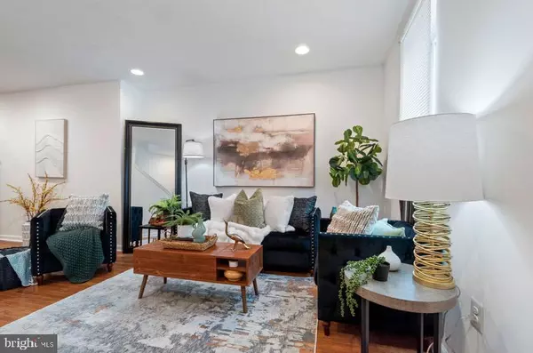 Baltimore, MD 21205,827 N CAROLINE ST