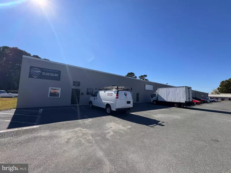 2205 NORTHWOOD DR UNIT B13, Salisbury, MD 21801