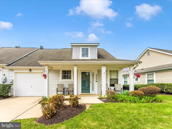 Mount Airy, MD 21771,906 PARADE LN