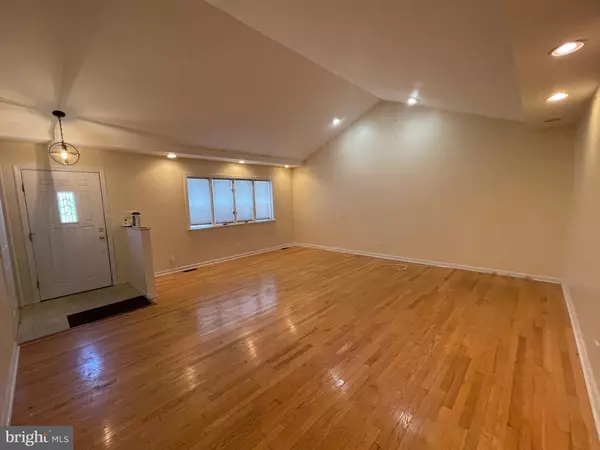 Blackwood, NJ 08012,100 MCKINLEY