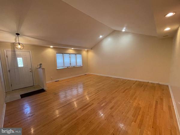 Blackwood, NJ 08012,100 MCKINLEY