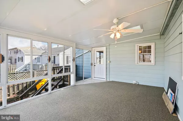 Glen Burnie, MD 21061,524 MUNROE CIR