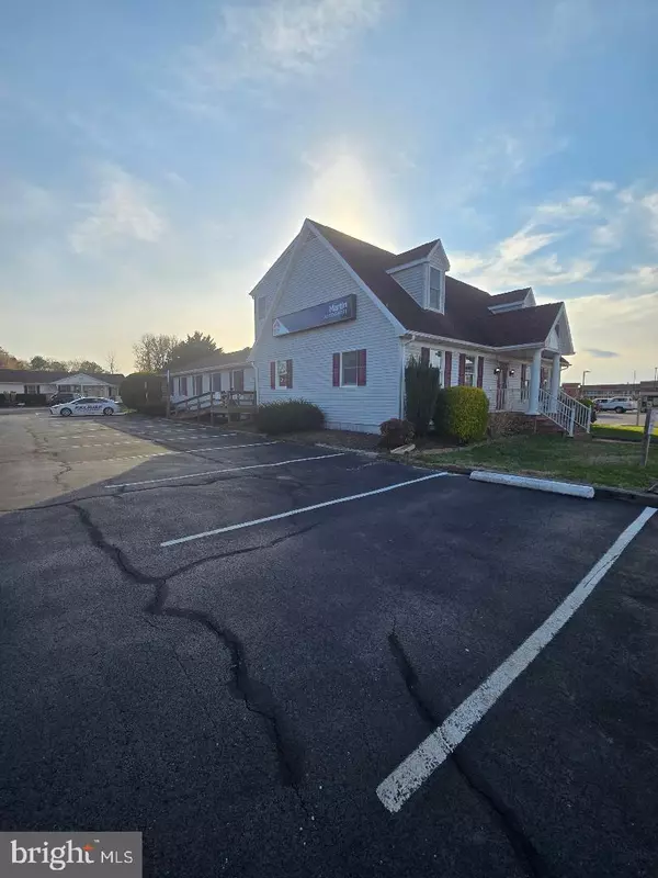 Berlin, MD 21811,11049 RACETRACK RD #A & B