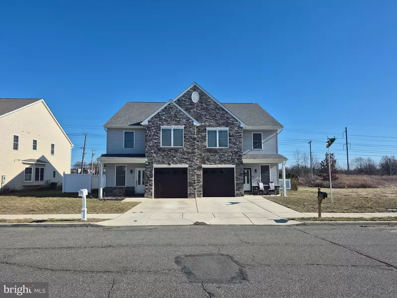 13489 DAMAR DR, Philadelphia, PA 19116