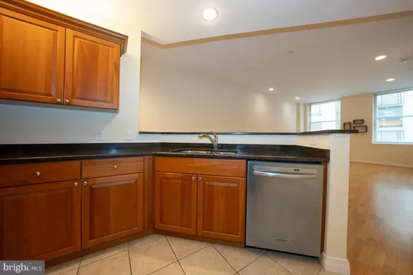 Philadelphia, PA 19103,1600-18 ARCH ST #1116