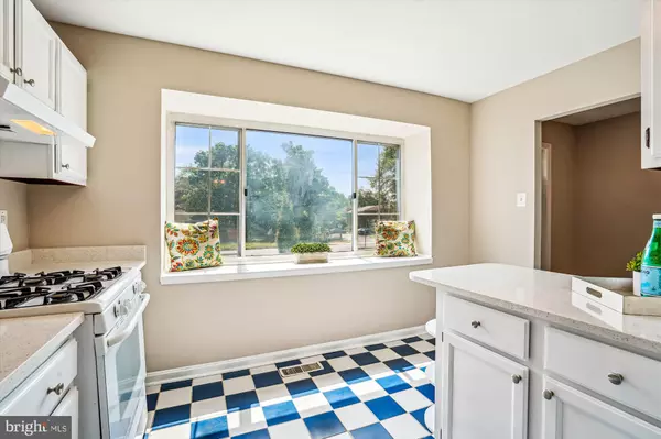 Falls Church, VA 22043,2798 HYSON LN
