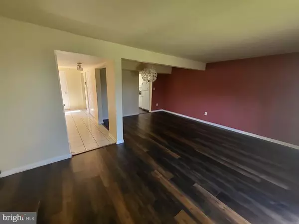 Temple Hills, MD 20748,2236 DAWN LN