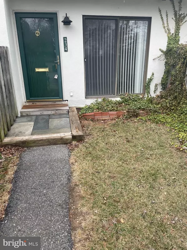 234 SUMMIT HOUSE #234, West Chester, PA 19382