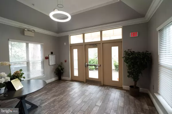 Herndon, VA 20170,2204 WESTCOURT LN #311