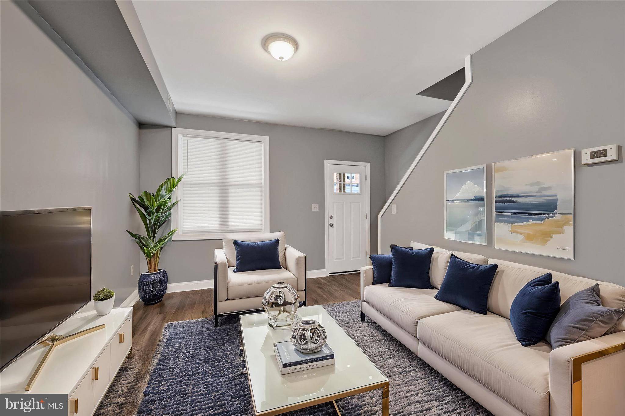 1221 N CURLEY ST, Baltimore, MD 21213