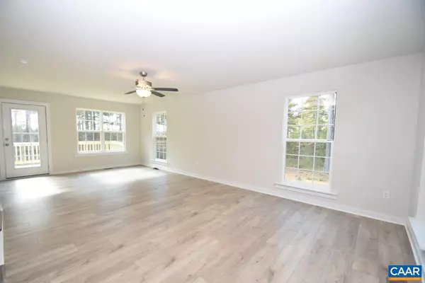 Palmyra, VA 22963,927 JEFFERSON DR #LM 279/1