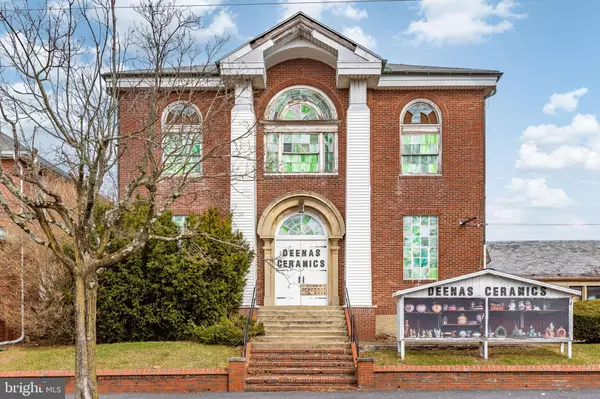 1160 CHESTNUT ST, Kulpmont, PA 17834