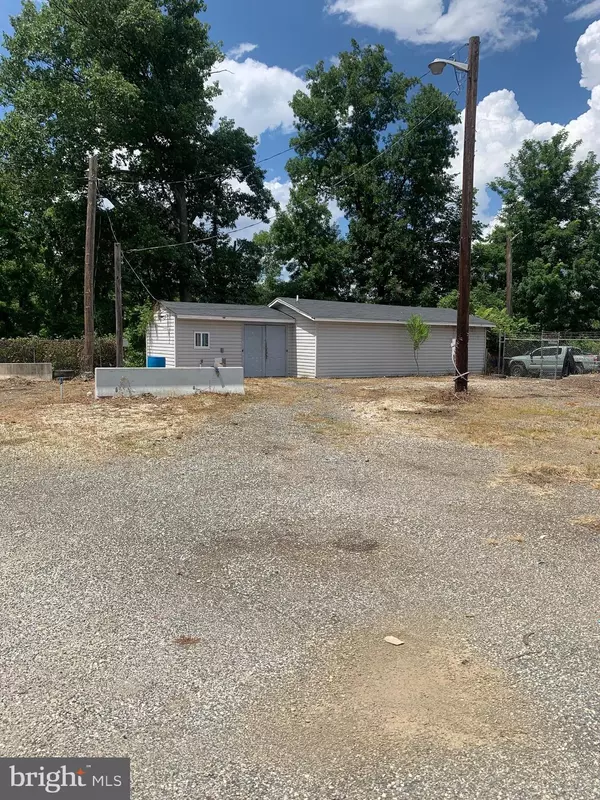 711 OLD RITCHIE RD, Capitol Heights, MD 20743