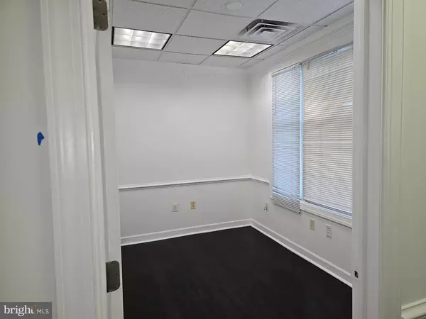 Greenbelt, MD 20770,7909 BELLE POINT DR #7909