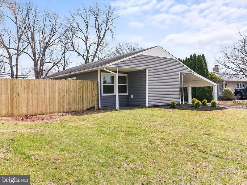 74 BALD CYPRESS LN, Levittown, PA 19054