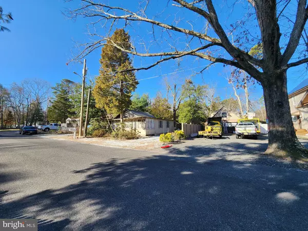 Clementon, NJ 08021,54 ALBERTSON AVE