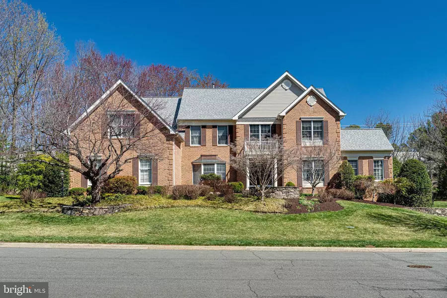 10512 DUNN MEADOW RD, Vienna, VA 22182