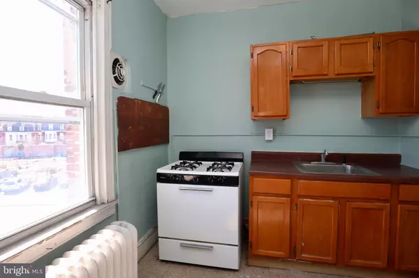 Philadelphia, PA 19143,4706 BALTIMORE AVE #2