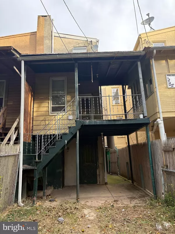 Reading, PA 19602,1512 HAAK ST