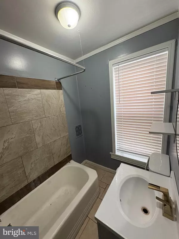 Reading, PA 19602,1512 HAAK ST