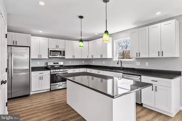 Clayton, NJ 08312,50 E CENTER ST