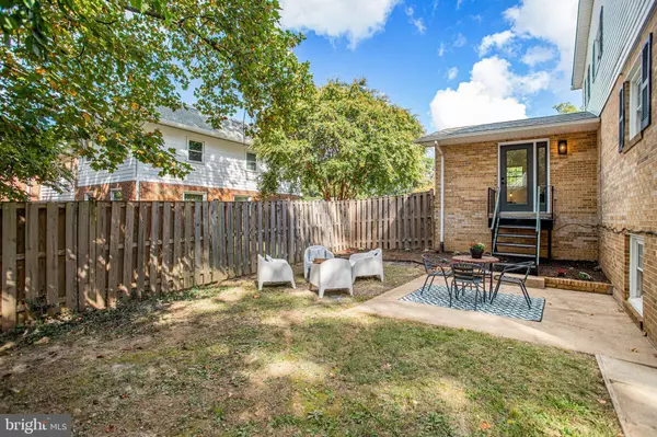 Silver Spring, MD 20902,10915 BUCKNELL DR #8-2