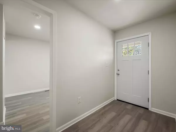 Linden, VA 22642,32 GRANNY SMITH RD