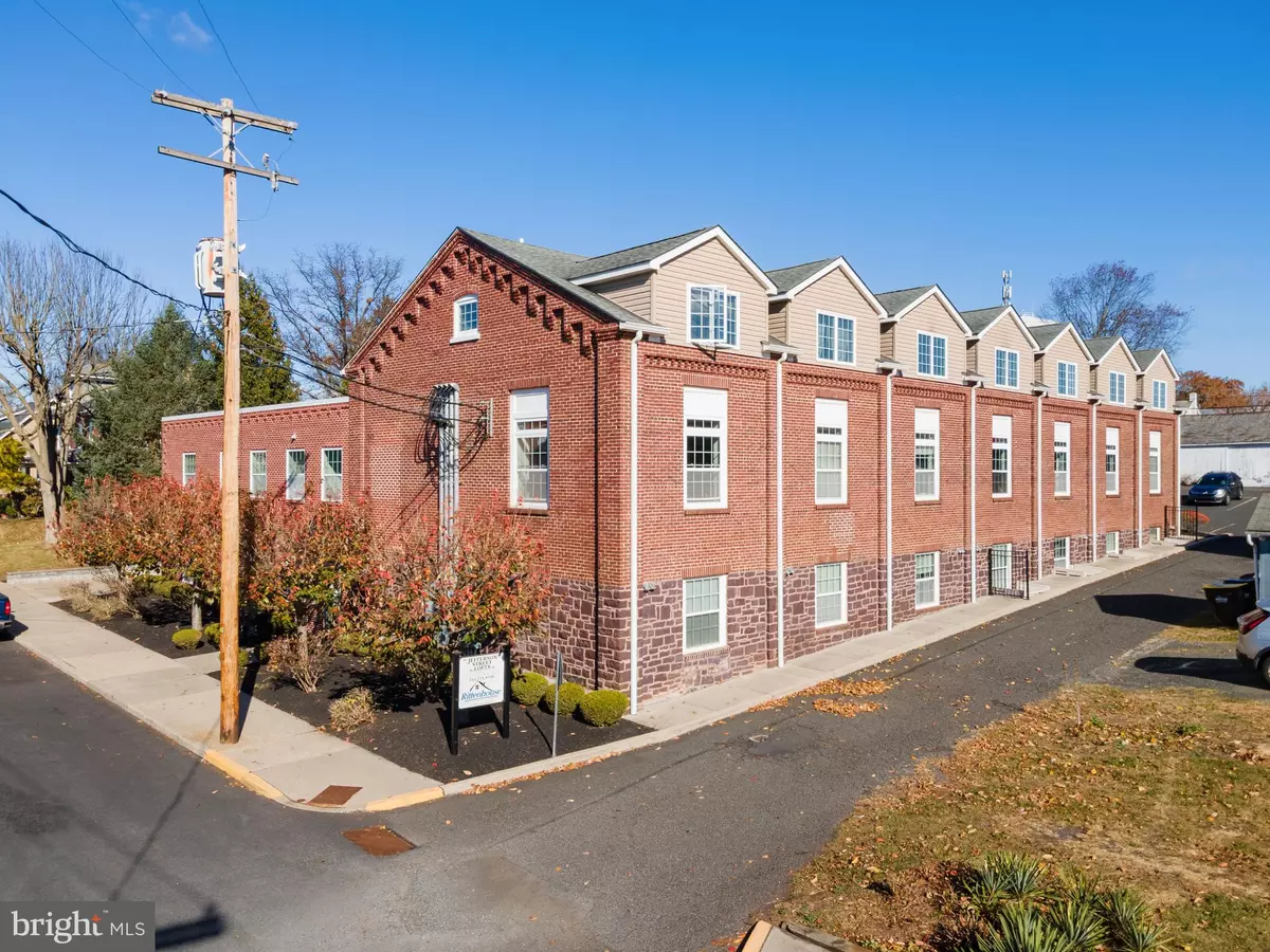 East Greenville, PA 18041,413 JEFFERSON ST #10