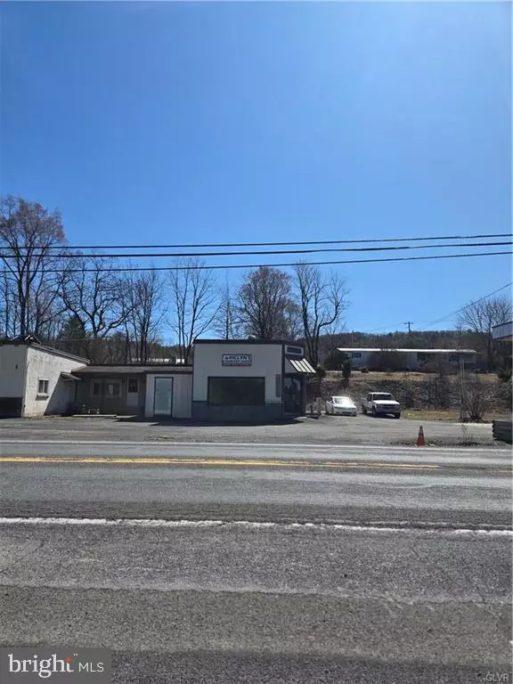 Lehighton, PA 18235,2381-2385-2381 BLAKESLEE BLVD DR E
