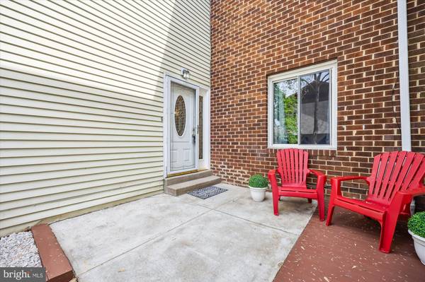 Gaithersburg, MD 20877,62 STATE CT #110