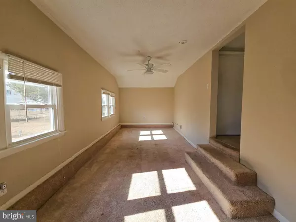Pennsville, NJ 08070,5 BEAVER AVE