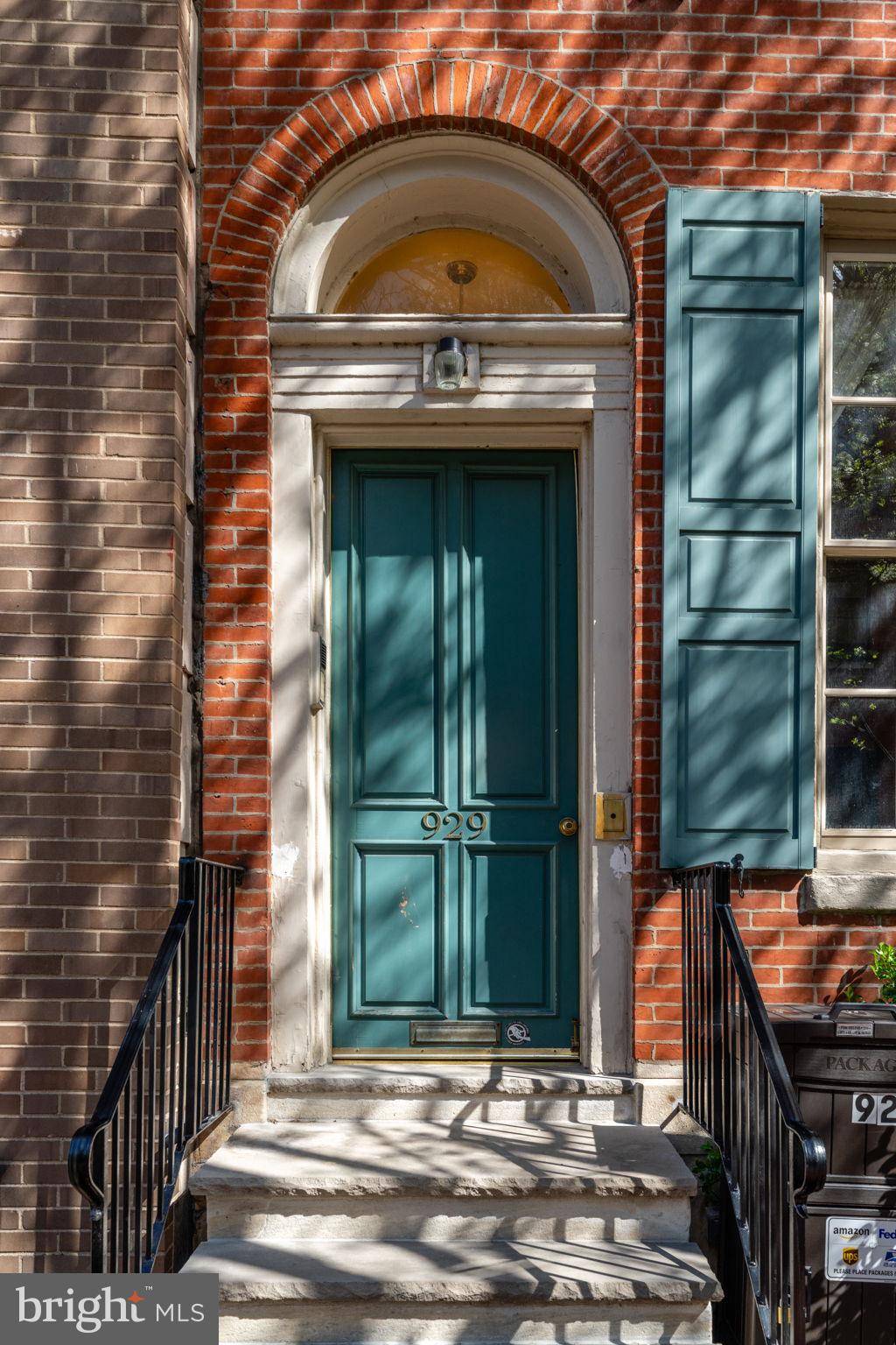 Philadelphia, PA 19107,929 CLINTON ST #1F