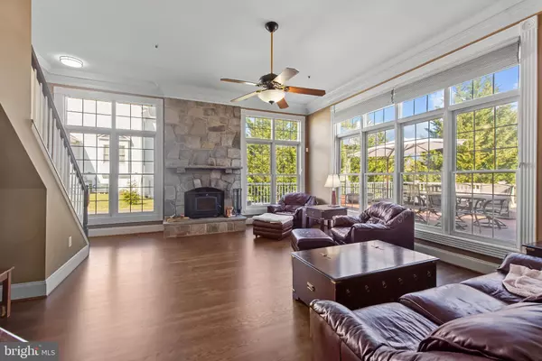 Damascus, MD 20872,24611 FARMVIEW LN