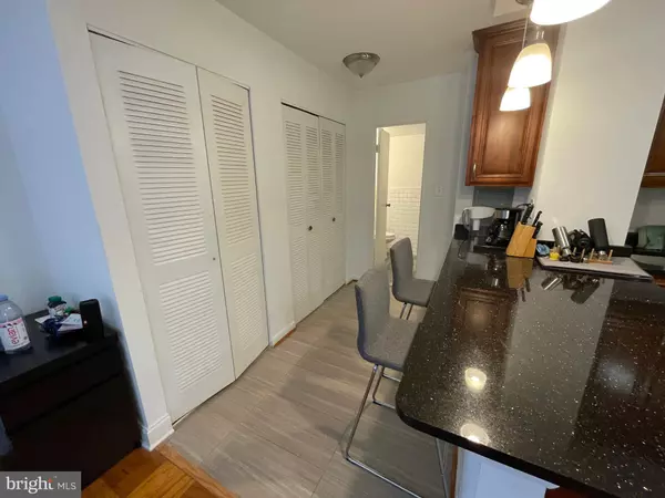 Washington, DC 20037,922 24TH ST NW #209