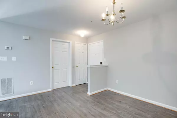 Woodbridge, VA 22191,1055 GARDENVIEW LOOP #402