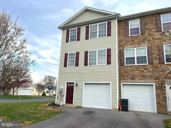 Inwood, WV 25428,7 SILAS CT