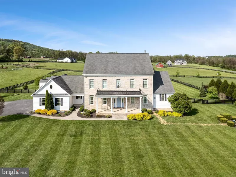 700 MILLER RD, Winchester, VA 22602