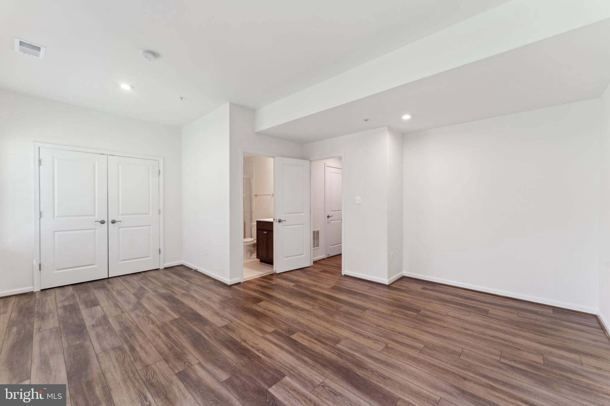 Glen Burnie, MD 21061,204 JENKINS WAY