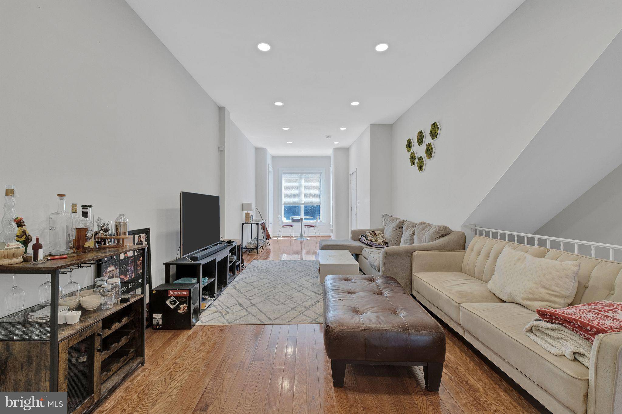 Washington, DC 20009,1203 GIRARD ST NW #1